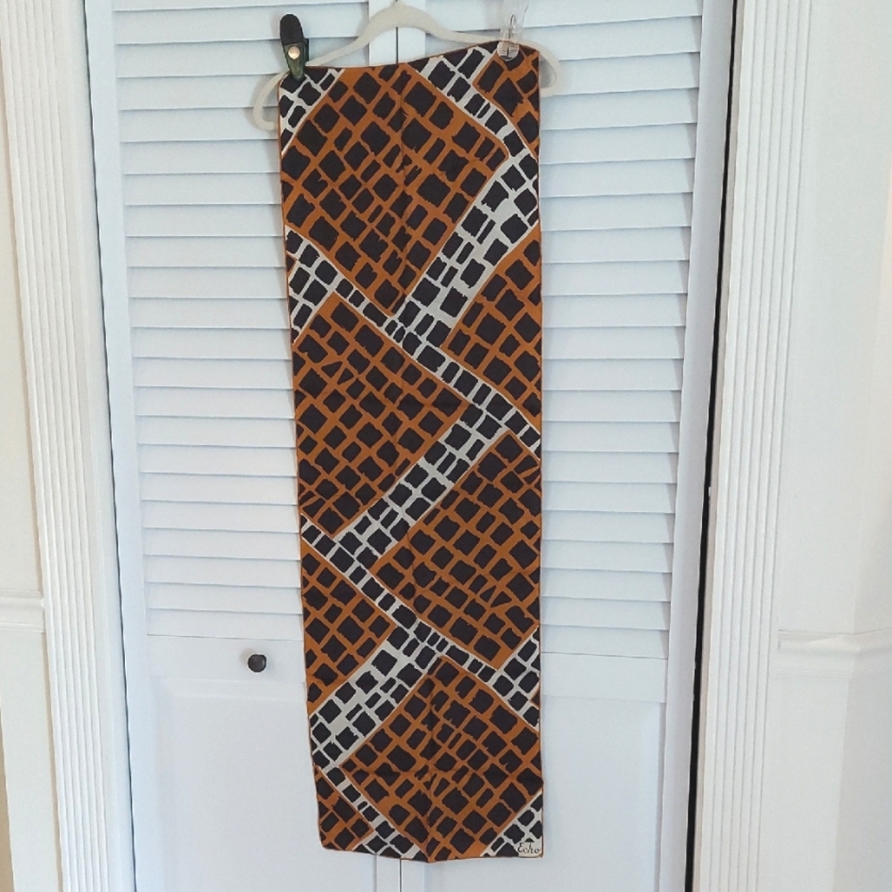 Echo Scarf, Oblong, Graphic Zig-zag Modern Design, Pumpkin, Black,‎ White, Silk